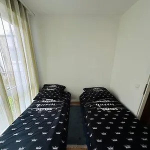 Apartment Westfalenpark With Terrace, Dortmund
