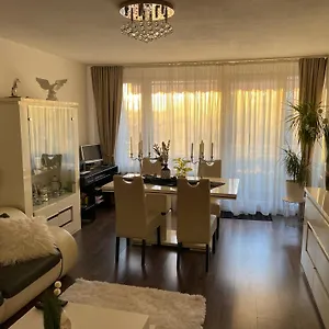 Apartment Ferienwohnung, Köln