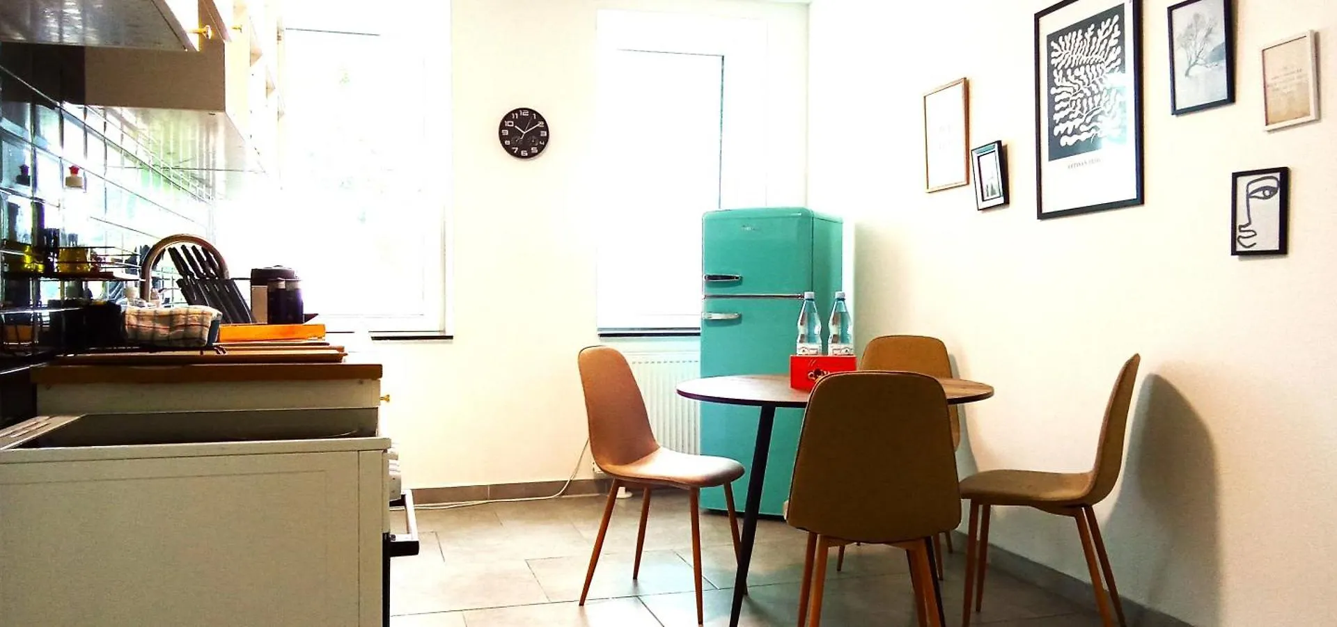 Topflat Mit Kueche I Gratis Parkplatz I Drei Schlafzimmer I Zentrumnah Dortmund 0*,  Deutschland